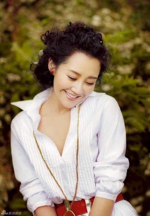 电影演员许晴的照片,岁月静好，优雅依旧